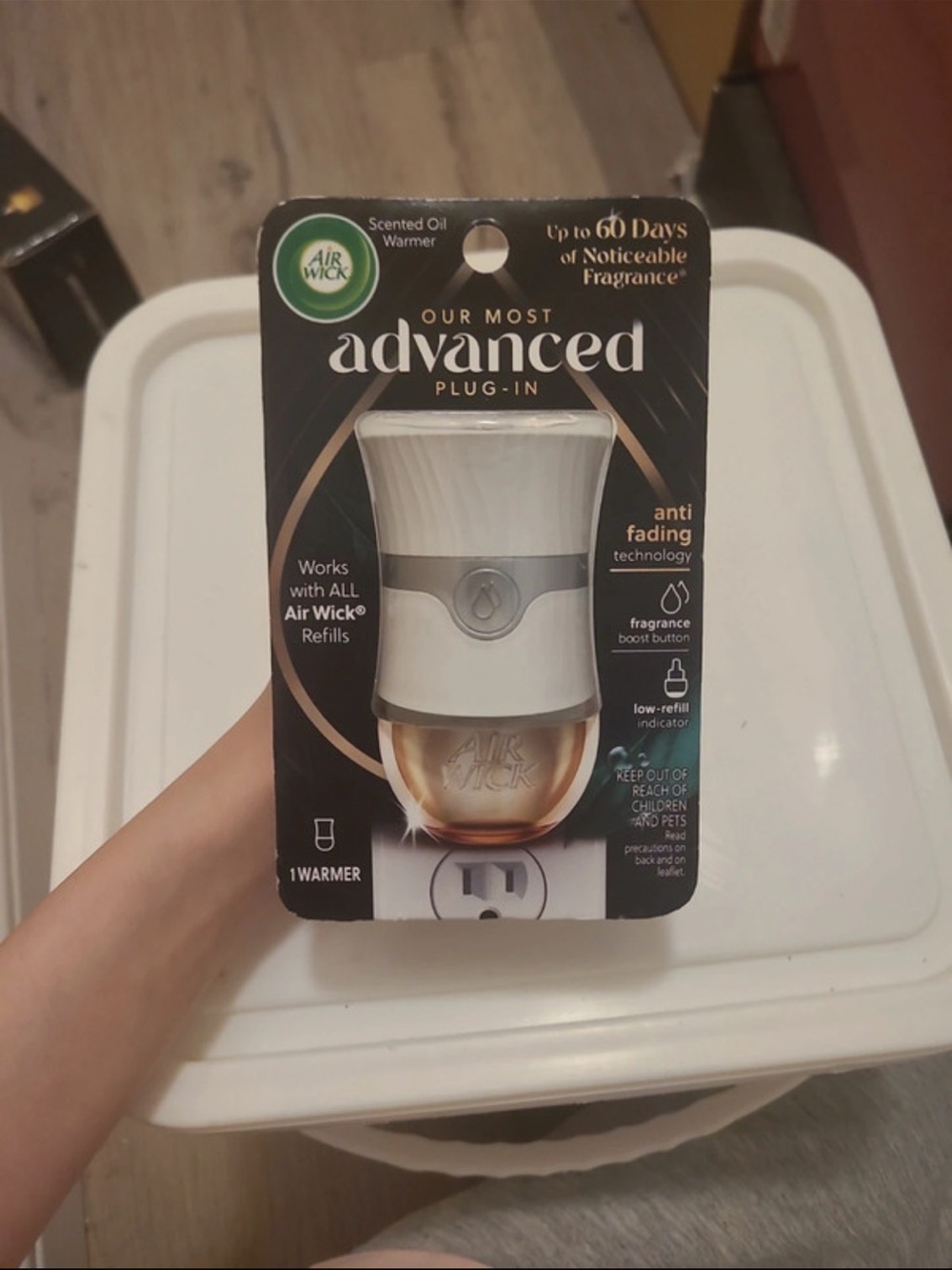 Air Wick Advanced Plug-In Warmer in White and Gold